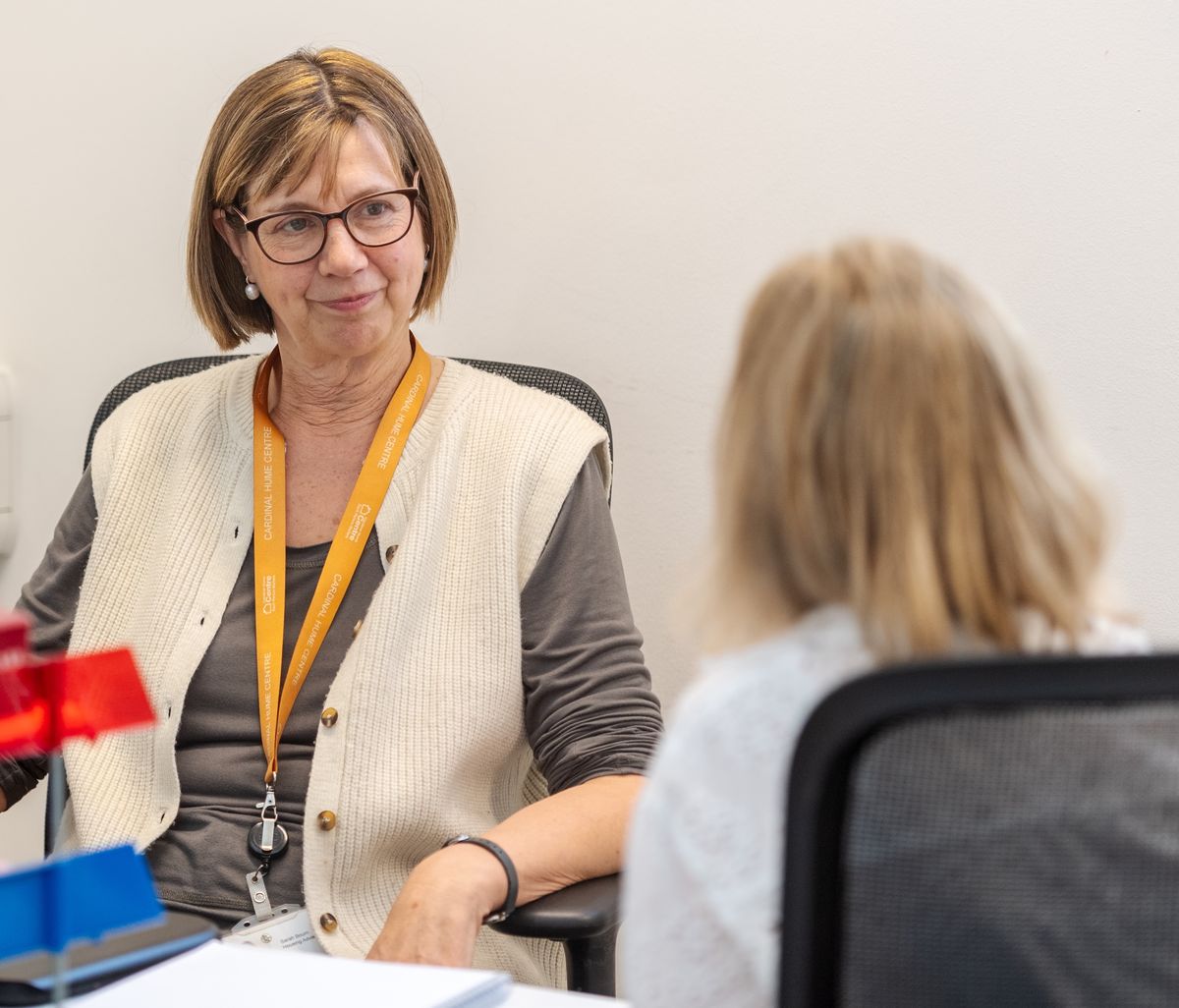 Benefits and housing advisors