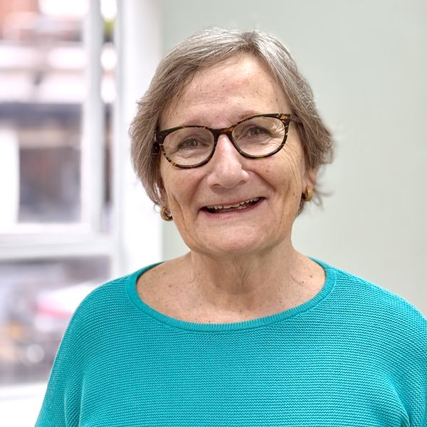 Julia volunteer